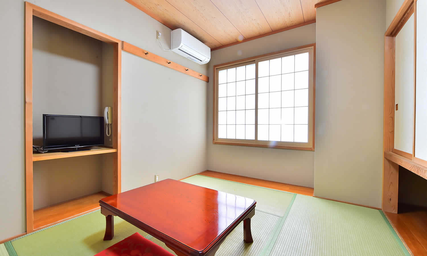 rooms
